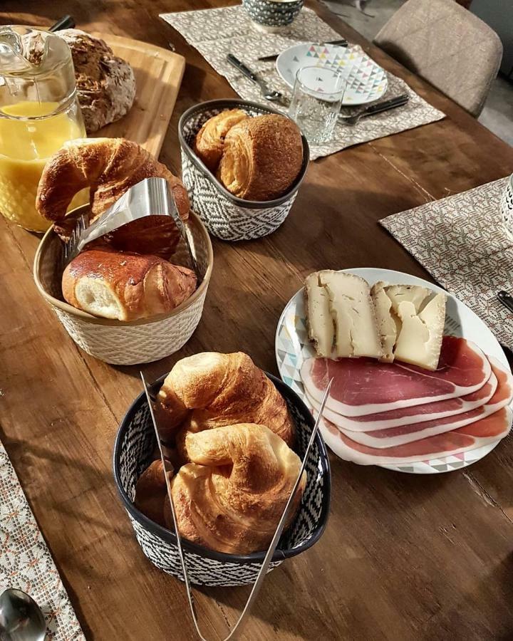 Peyo Et Foodie Escou Екстер'єр фото